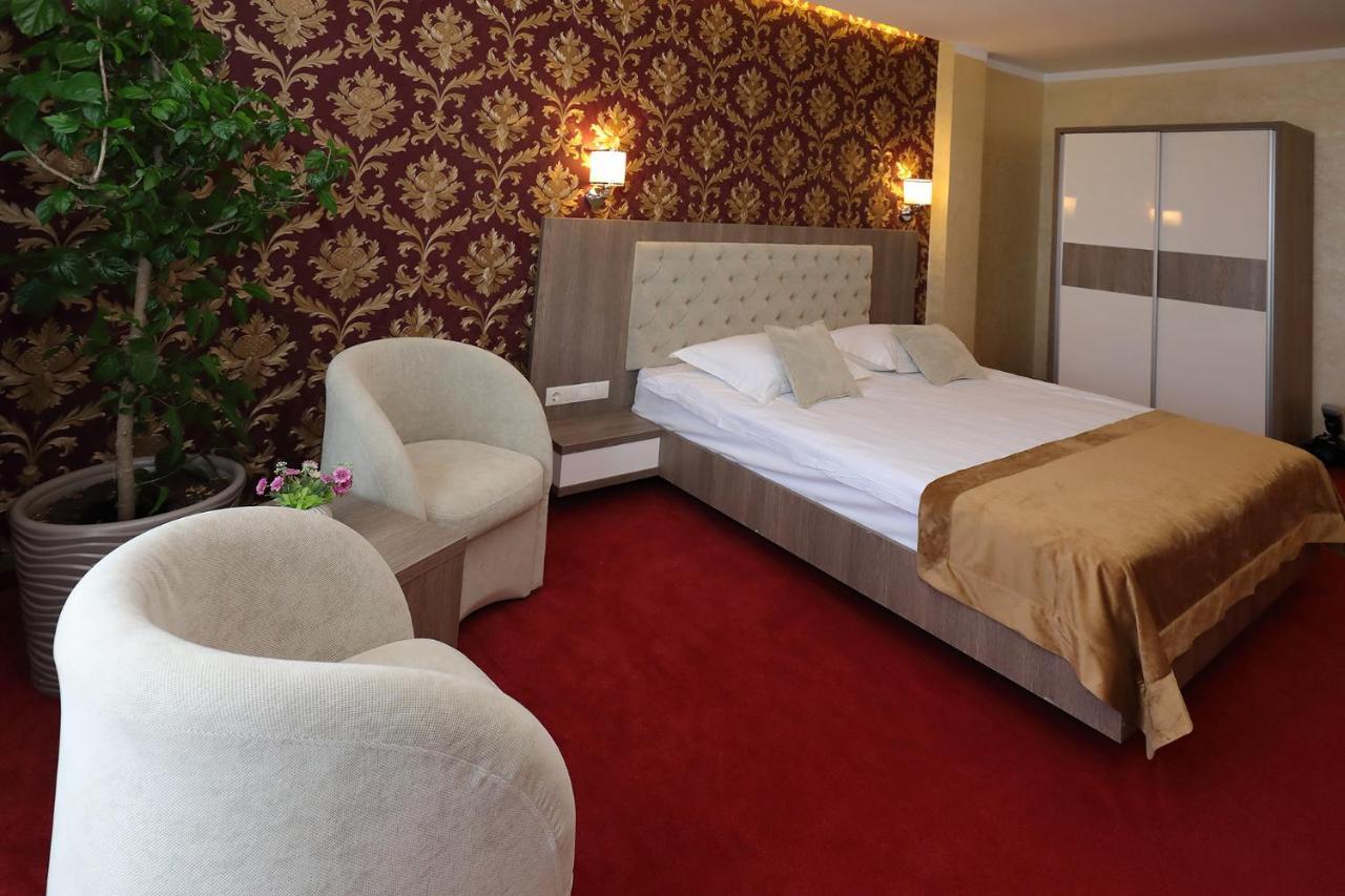 Meliss Events Hotel ไกรโอวา ภายนอก รูปภาพ